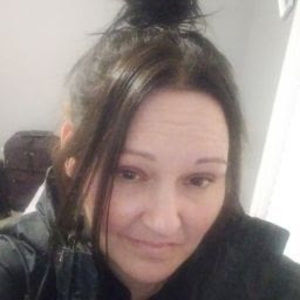 Meet your Posher, Desirae